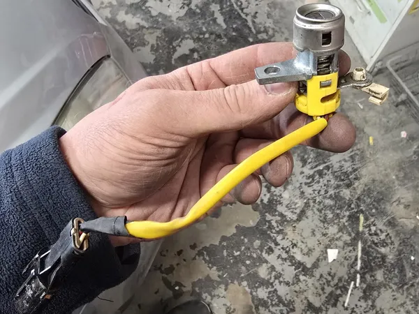 Automotive ignition cylinder being rekeyed