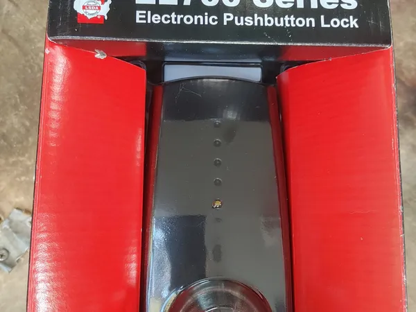 LSDA EL700 electronic pushbutton lock in the box