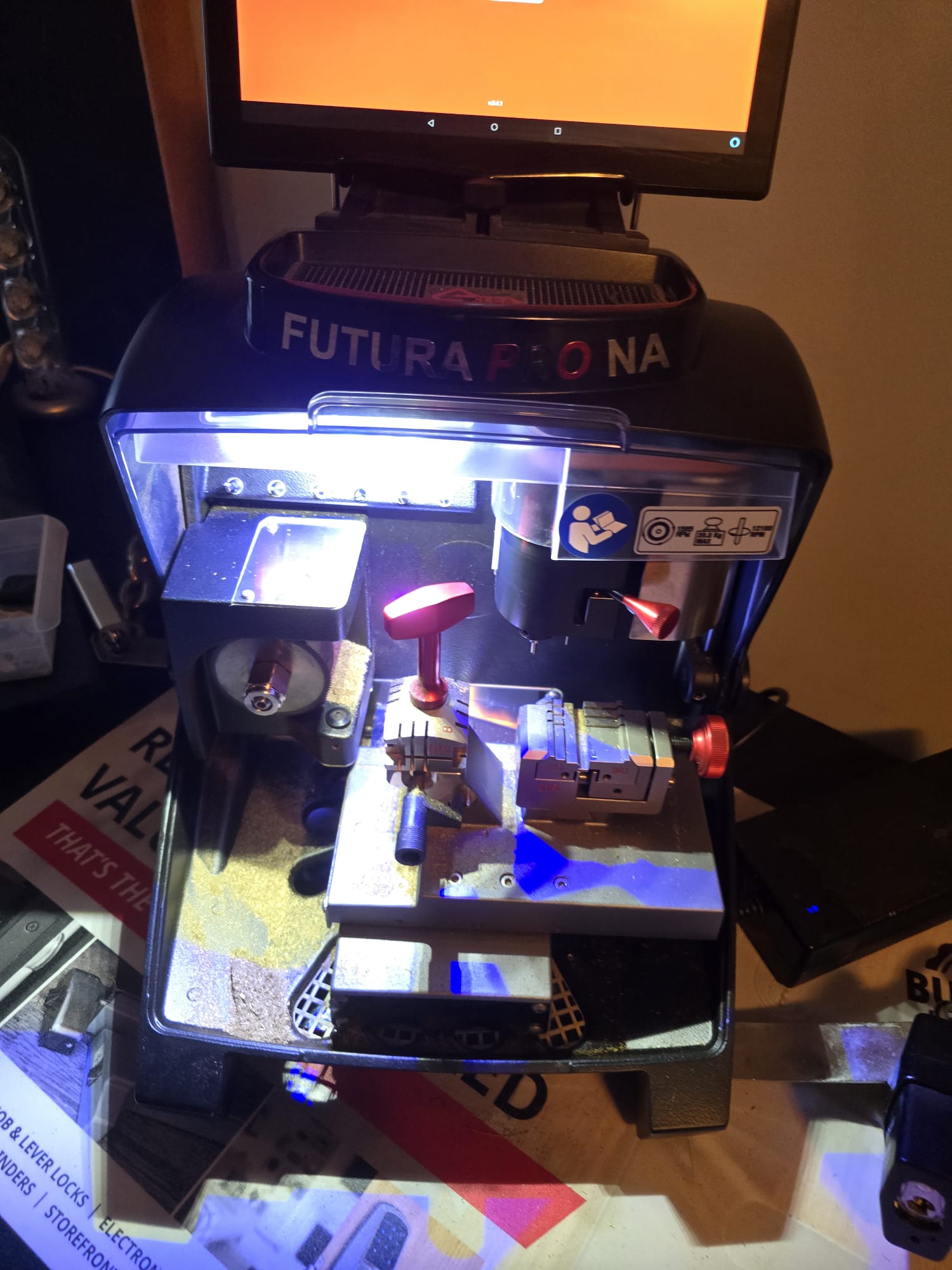 Futura Pro NA key cutting machine making a precision cut