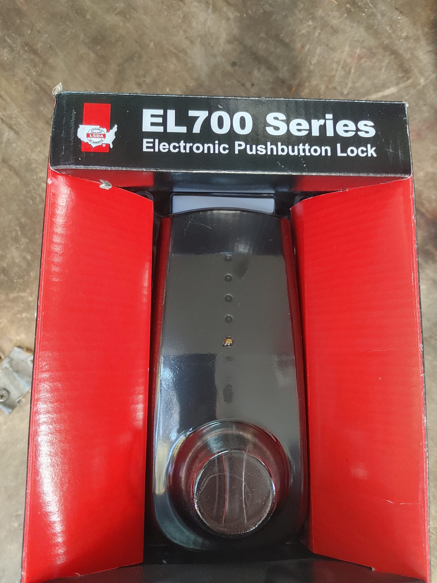 LSDA EL700 electronic pushbutton lock in the box